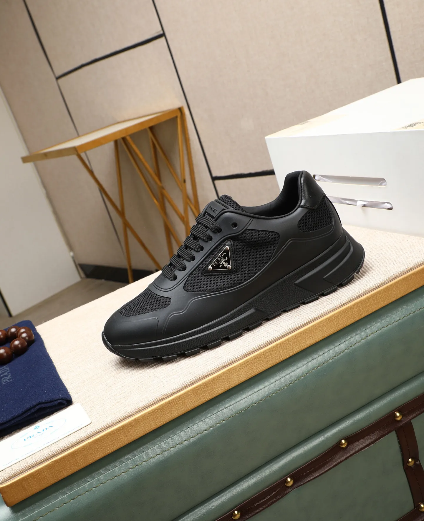 Men's shoes 💰580 [PRADA] Prada - High-end quality original order - Upper: 🔝 silk calfskin, brand canvas cloth, brand metal fasteners - Lining: mesh, foot pads; top-grade cowhide - Outsole: ultra-light TPU foam; molded outsole - Ultra-high quality control·Fine workmanship: highlighted (high-end·luxury·grade) -Size: 38-44 (45 can be customized) Wang